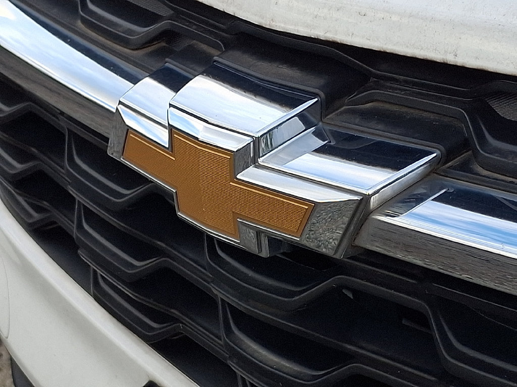 Certified 2024 Chevrolet Trax LS FWD image 27