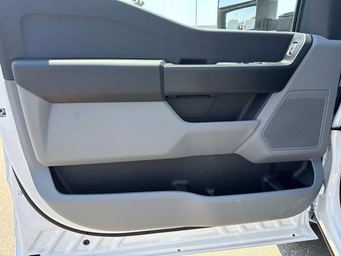 New 2025 Ford F350 XL w/ XL Chrome Package image 11