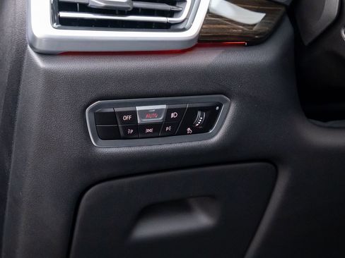 Used 2023 BMW X6 xDrive40i w/ Climate Comfort Package image 20