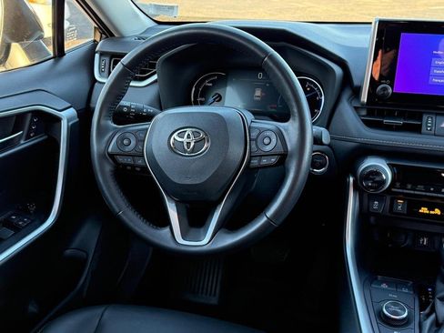 Certified 2023 Toyota RAV4 XLE Premium image 15