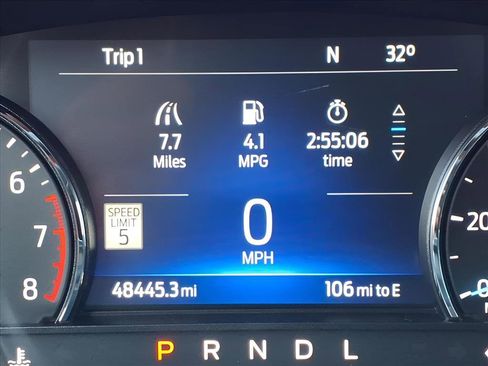 Used 2022 Ford Explorer XLT w/ Equipment Group 202A image 25