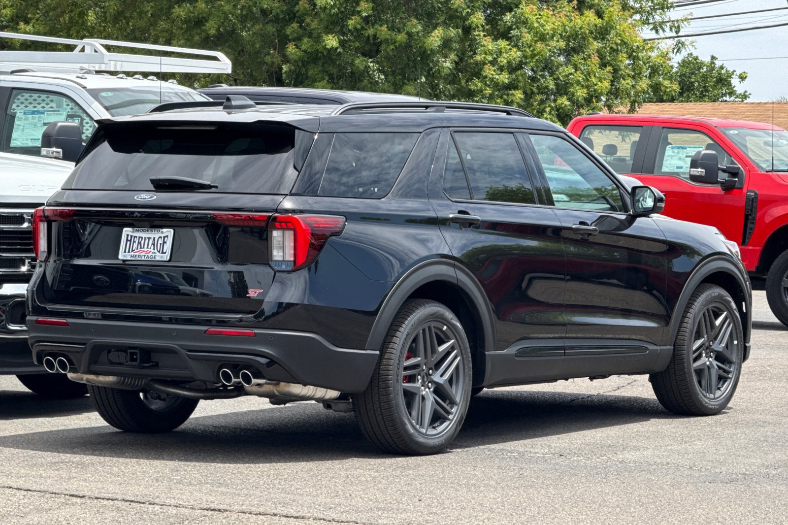 New 2026 Ford Explorer ST w/ Sun And Sound Package AWD/4WD image 4