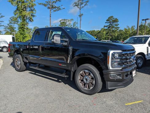 New 2025 Ford F350 King Ranch w/ FX4 Off-Road Package image 3