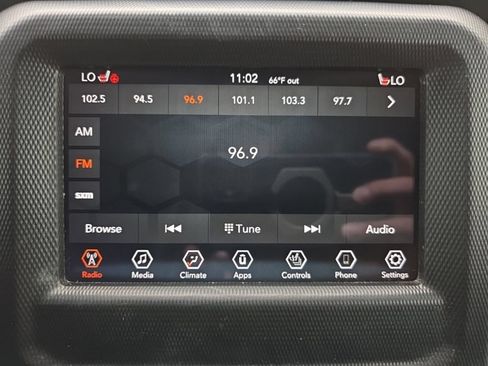 Used 2022 Jeep Wrangler Unlimited Sport AWD/4WD image 32