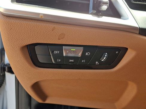 Used 2025 BMW i4 xDrive40i w/ Premium Package AWD/4WD image 28