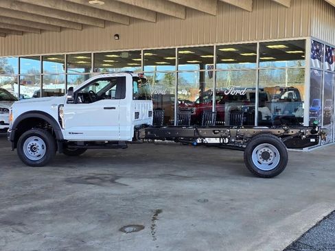 New 2026 Ford F600 4x4 Regular Cab Super Duty w/ XL Chrome Package image 25