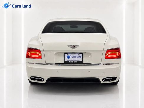 Used 2017 Bentley Flying Spur S V8 AWD/4WD image 4