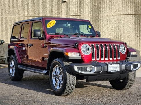 Used 2022 Jeep Wrangler Unlimited Sahara w/ Cold Weather Group image 3
