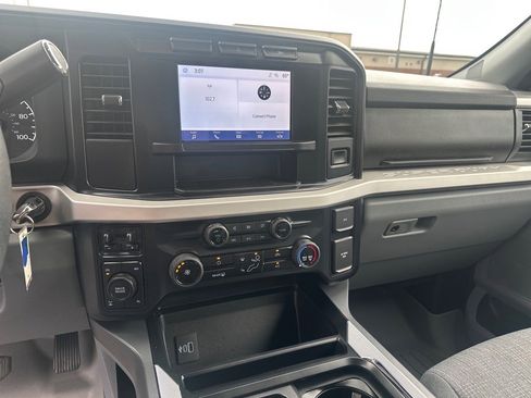 Used 2024 Ford F250 XLT image 19