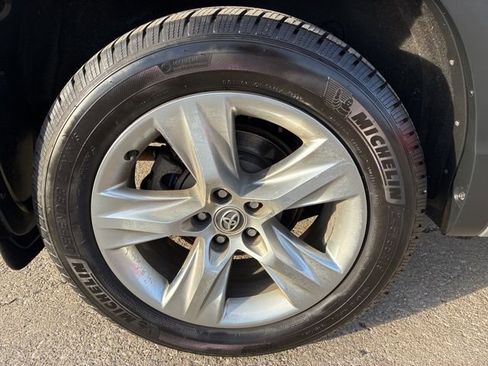Used 2016 Toyota Highlander Limited image 13