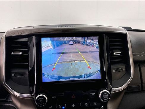 Used 2019 RAM 1500 Laramie AWD/4WD image 28