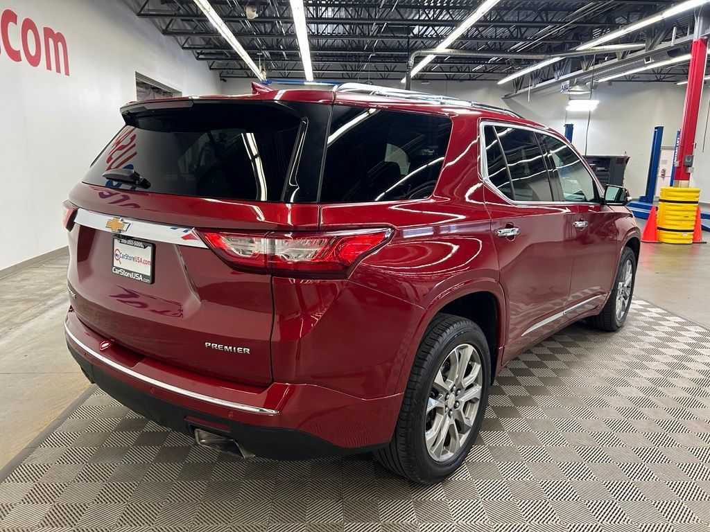 Used 2019 Chevrolet Traverse Premier w/ Driver Confidence II Package FWD image 6