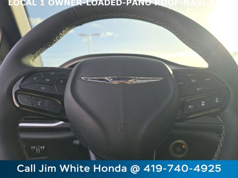 Used 2022 Chrysler Pacifica Limited w/ S Appearance Package image 28