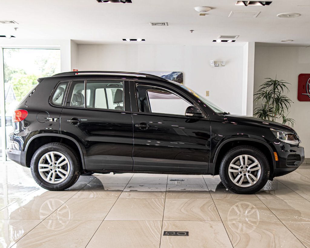 Used 2017 Volkswagen Tiguan S AWD/4WD image 9