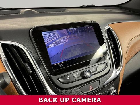 Used 2021 Chevrolet Equinox Premier FWD image 13