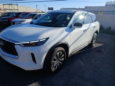 Certified 2025 INFINITI QX60 Pure image 1