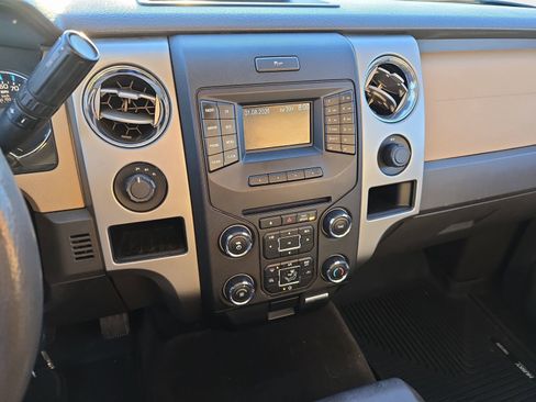 Used 2014 Ford F150 XLT w/ XLT Chrome Package image 14