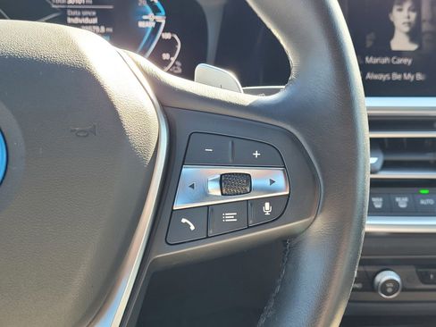 Used 2022 BMW 330e xDrive w/ Premium Package image 20