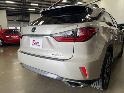 Used 2019 Lexus RX 350 FWD image 31