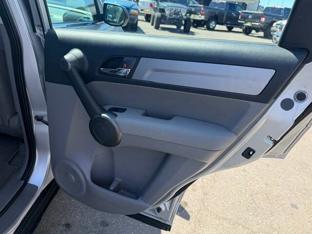 Used 2011 Honda CR-V LX image 30