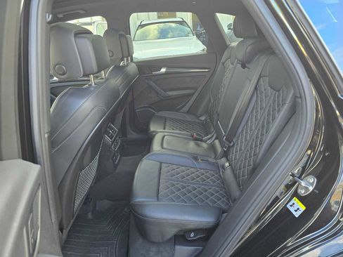 Used 2019 Audi SQ5 Prestige image 16