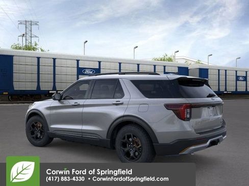 New 2026 Ford Explorer Tremor image 4