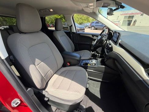 Used 2022 Ford Escape SE w/ Convenience Package FWD image 27
