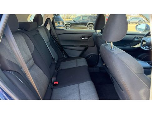 Used 2025 Nissan Rogue SV image 20