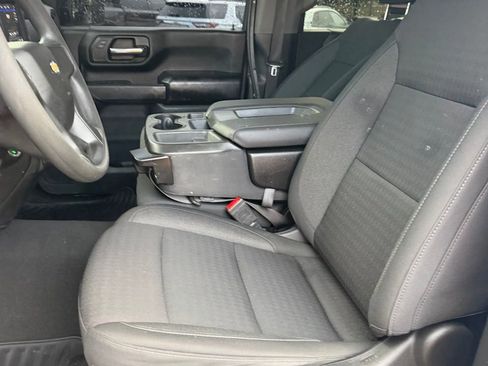Used 2024 Chevrolet Silverado 2500 Custom w/ Custom Value Package AWD/4WD image 30