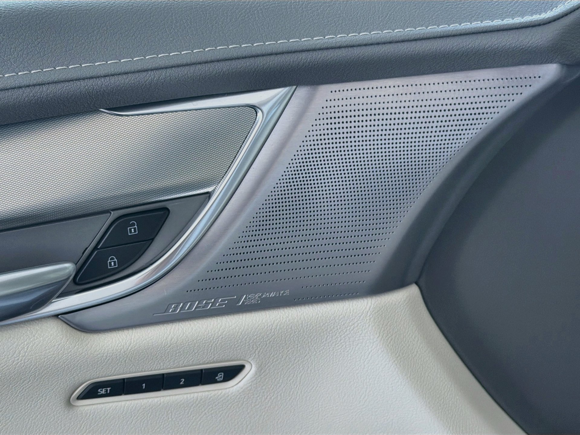 Certified 2023 Cadillac XT5 Premium Luxury FWD image 25
