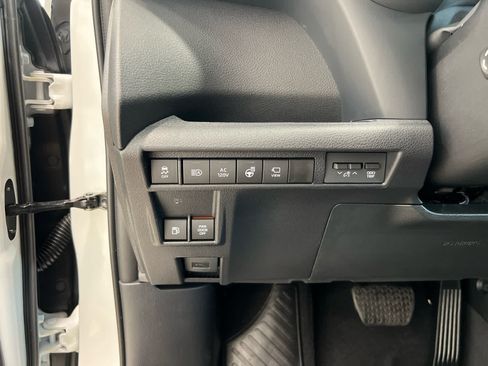 New 2026 Toyota Sienna Platinum AWD/4WD image 23
