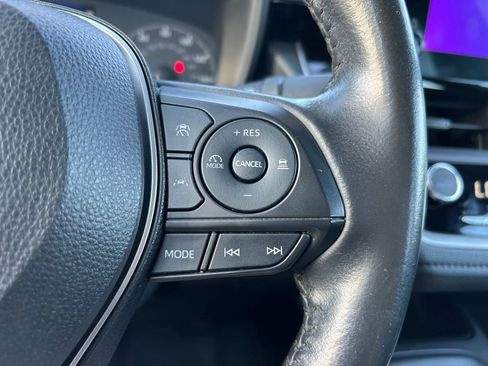 Used 2023 Toyota Corolla SE image 18