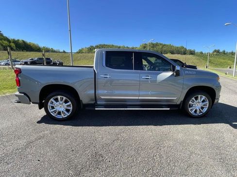 New 2026 Chevrolet Silverado 1500 High Country w/ High Country Premium Package AWD/4WD image 8