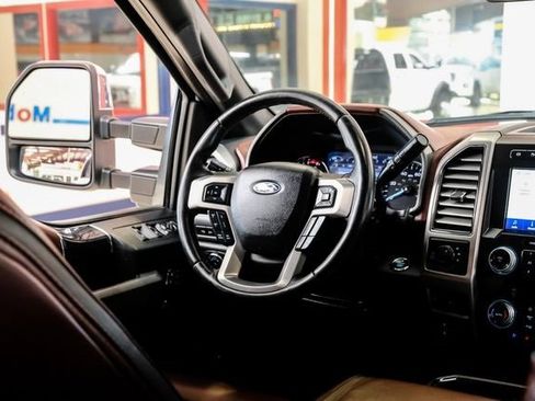 Used 2020 Ford F250 Platinum image 16