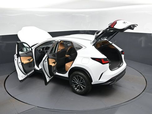 New 2026 Lexus NX 350 AWD image 46