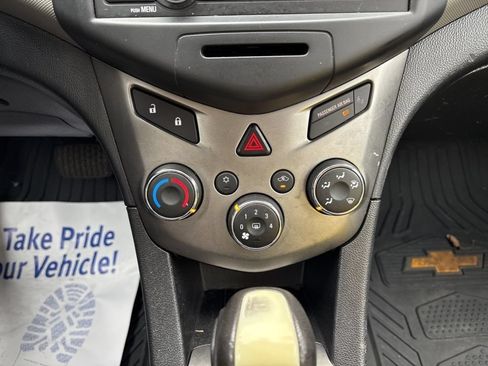Used 2016 Chevrolet Sonic LS FWD image 41