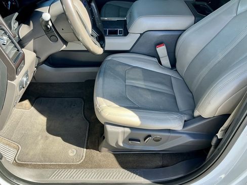 Used 2020 Ford Expedition Limited image 41