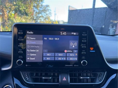 Used 2021 Toyota C-HR Limited image 24