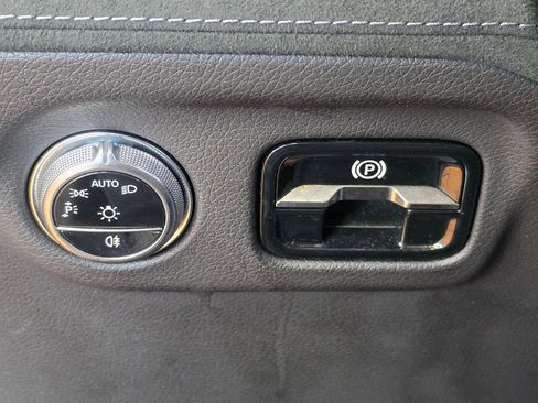 Used 2023 Mercedes-Benz EQS 450+ 4MATIC Sedan image 42