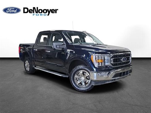 Used 2022 Ford F150 XLT w/ Equipment Group 302A High image 4