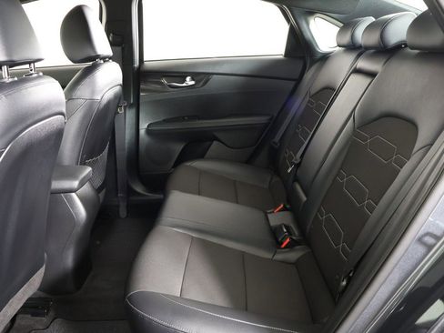 Used 2024 Kia Forte GT-Line image 31