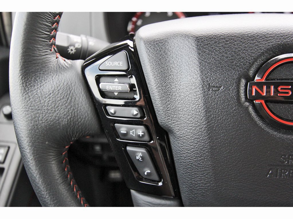 Used 2025 Nissan Frontier Pro-X RWD image 13