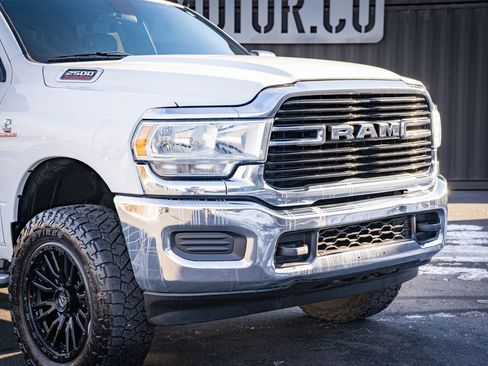 Used 2021 RAM 2500 Big Horn AWD/4WD image 3