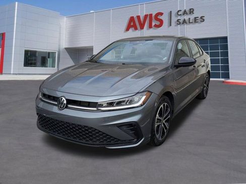 Used 2025 Volkswagen Jetta Sport FWD image 1