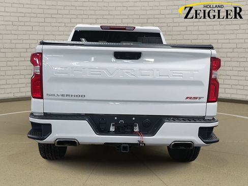 Used 2023 Chevrolet Silverado 1500 RST image 6