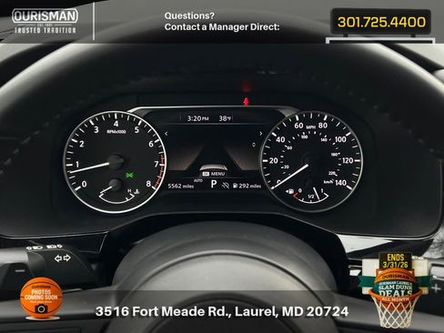 Used 2025 Nissan Pathfinder SV w/ SV Premium Package image 10