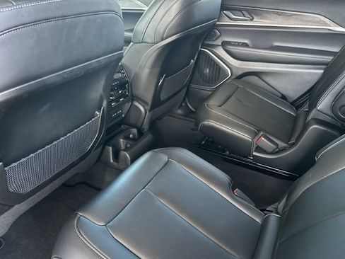 New 2026 Jeep Grand Cherokee L Limited AWD/4WD image 11