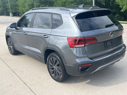 Used 2023 Volkswagen Taos S image 8