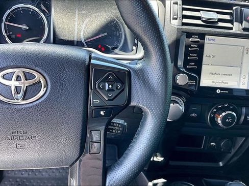 Used 2021 Toyota 4Runner Venture w/ Moonroof Package AWD/4WD image 17