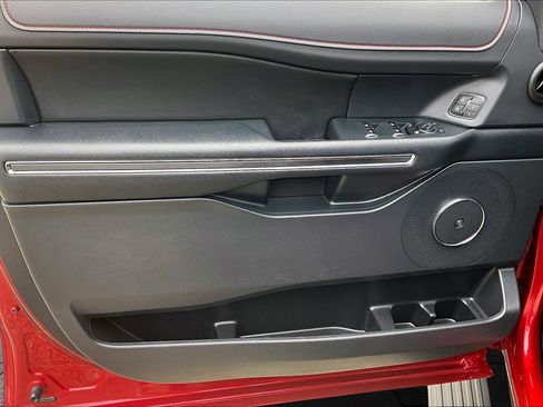 Certified 2022 Ford Expedition Max Limited image 18